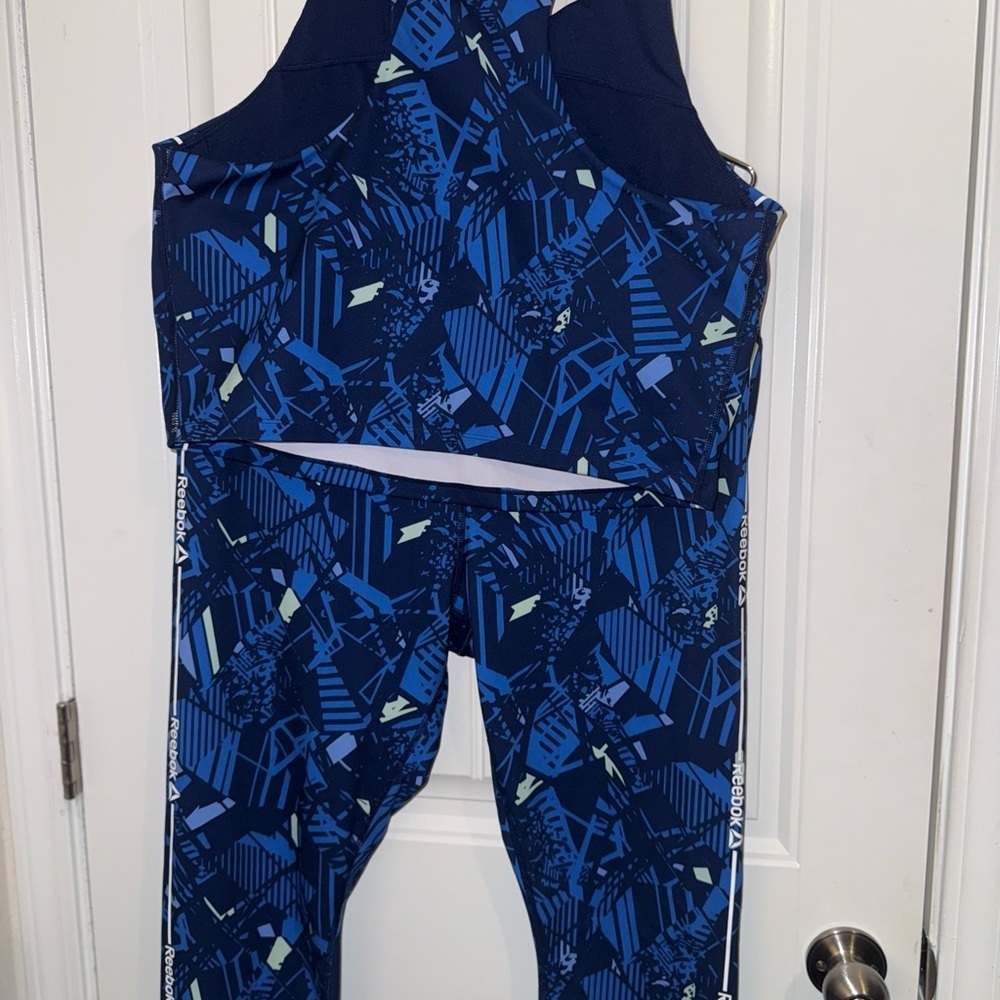 Reebok Blue Patterned Set - Picture 10 of 12